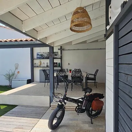 Idealement Placee Villa *