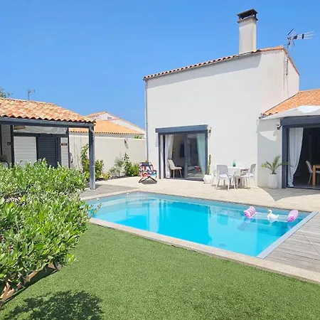 Idealement Placee Villa